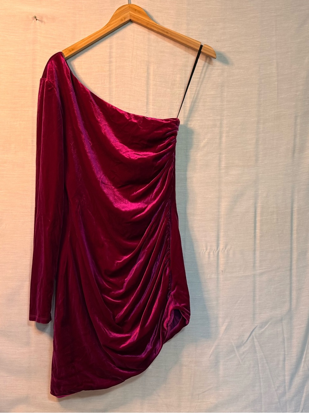 NBD Magenta Velvet One Shoulder Ruched Mini Dress Large